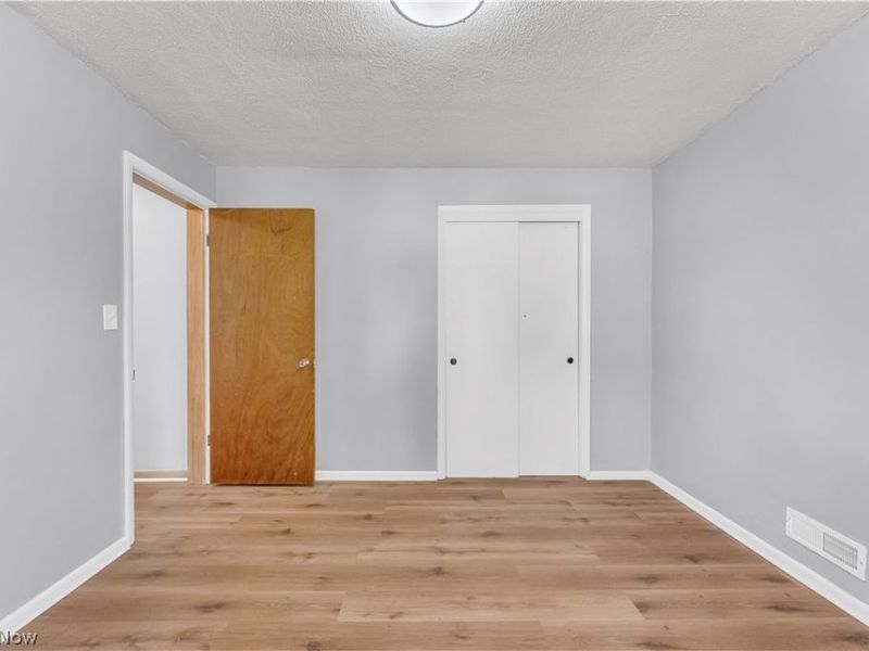 30021 Robert Street, Wickliffe, OH 44092 Photo 12