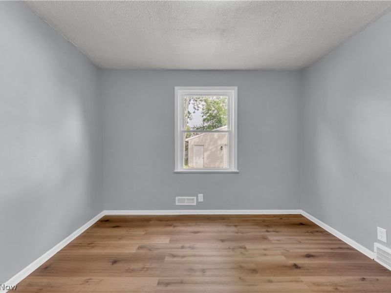 30021 Robert Street, Wickliffe, OH 44092 Photo 13
