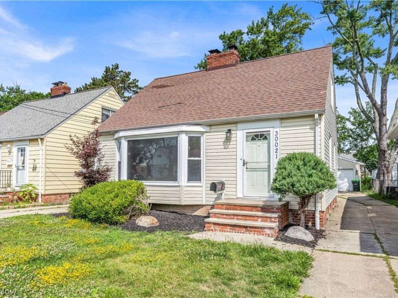 30021 Robert Street, Wickliffe, OH 44092 Photo 2