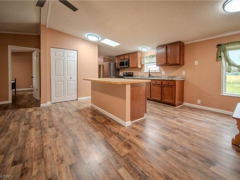5343 Tallmadge Road, Rootstown, OH 44272 Photo 16