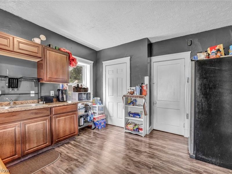 13109 Wilton Avenue, Cleveland, OH 44135 Photo 14