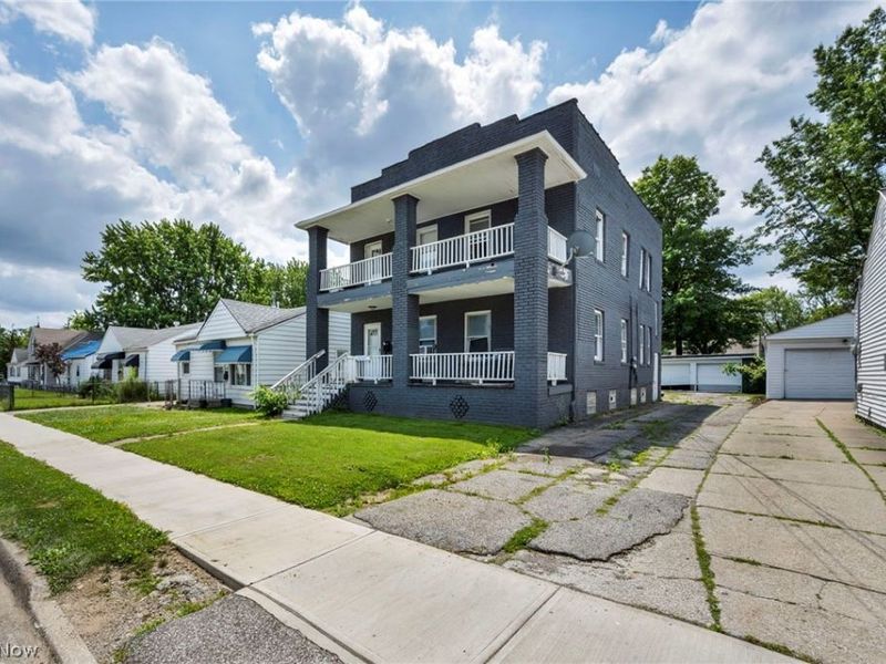 13109 Wilton Avenue, Cleveland, OH 44135 Photo 3