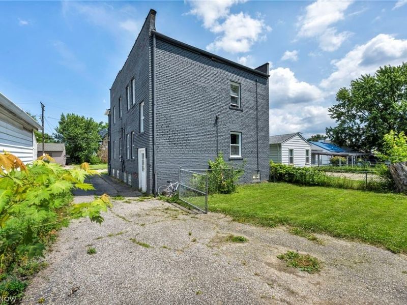 13109 Wilton Avenue, Cleveland, OH 44135 Photo 45