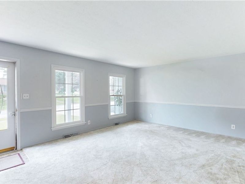 143 East Garwood Drive, Tallmadge, OH 44278 Photo 3