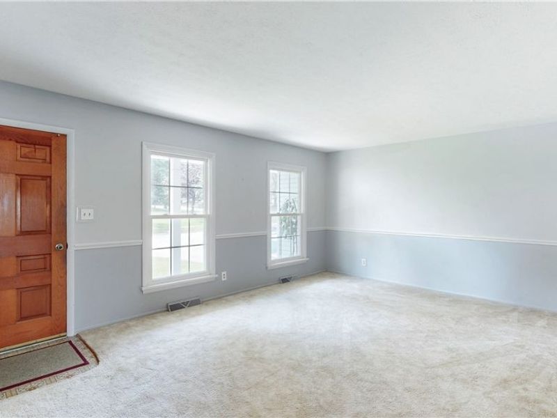 143 East Garwood Drive, Tallmadge, OH 44278 Photo 6