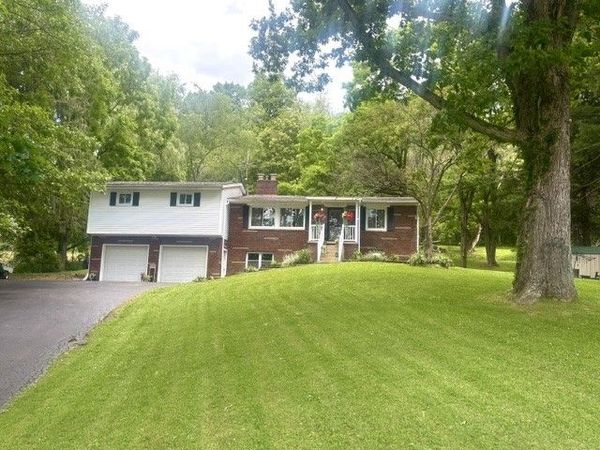652 River Rd , Greenville, PA 16125
