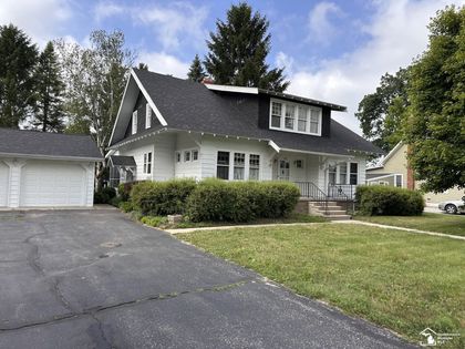 275 W Vesey Street Petersburg, MI 49270