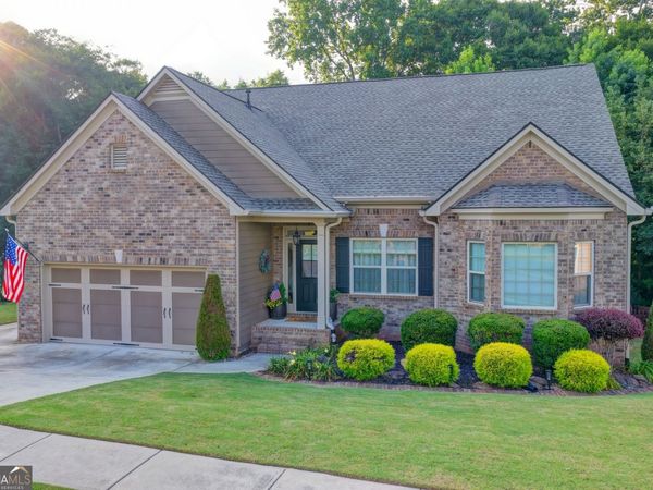 2556 Olney Falls Drive, Braselton, GA 30517