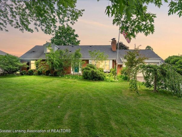 4340 Appletree Lane, Lansing, MI 48917