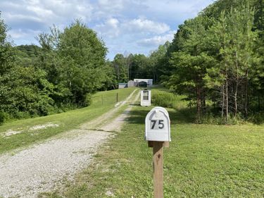 75 Walnut Road, Lily, KY 40740