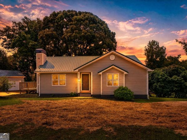 124 Walnut Grove Road, Griffin, GA 30223