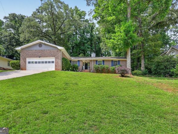 716 Bruce Way SW, Lilburn, GA 30047