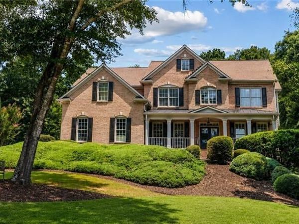 1010 River Mist Drive, Suwanee, GA 30024