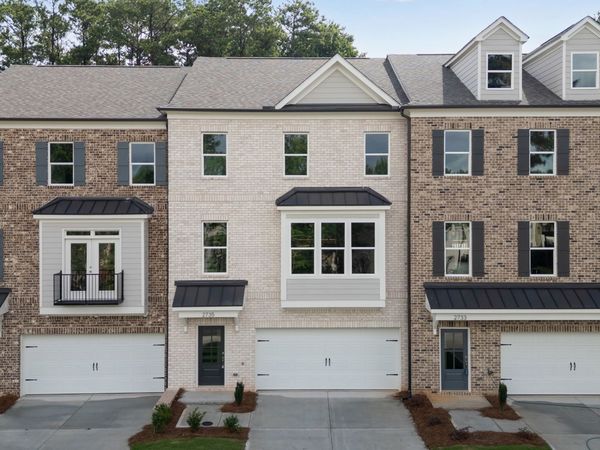 2735 Hallwood Lane, Suwanee, GA 30024