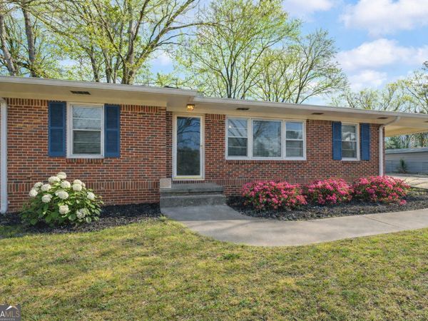 93 Hickory Circle, Toccoa, GA 30577