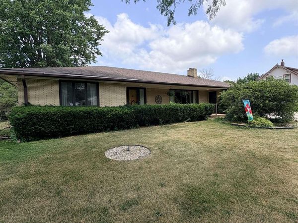 1401 W 5TH ST, Storm Lake, IA 50588