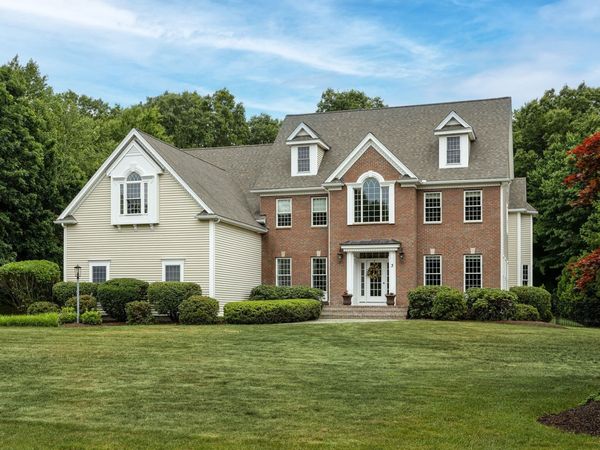 3 Bowker Road, Hopkinton, MA 01748
