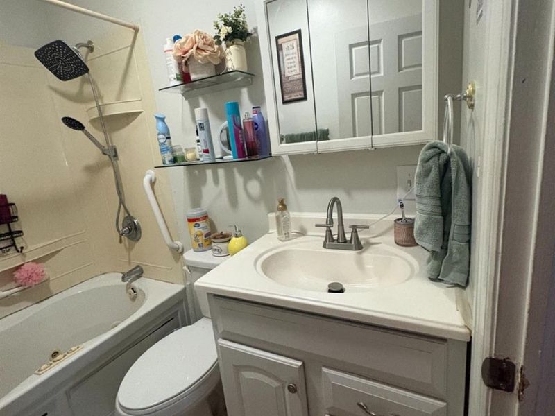 158 Sheffield Street, Bellevue, OH 44811 Photo 17