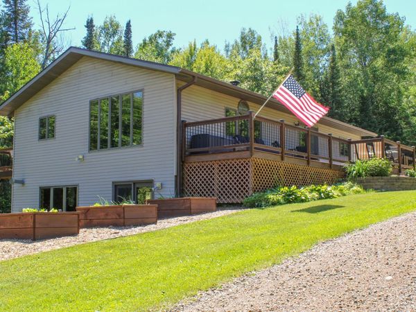 26752 County Road 16 , Hibbing, MN 55746