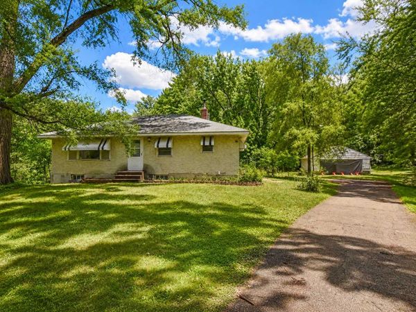 7722 Babcock Trail, Inver Grove Heights, MN 55077