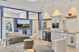 668 Marina Drive photo 4