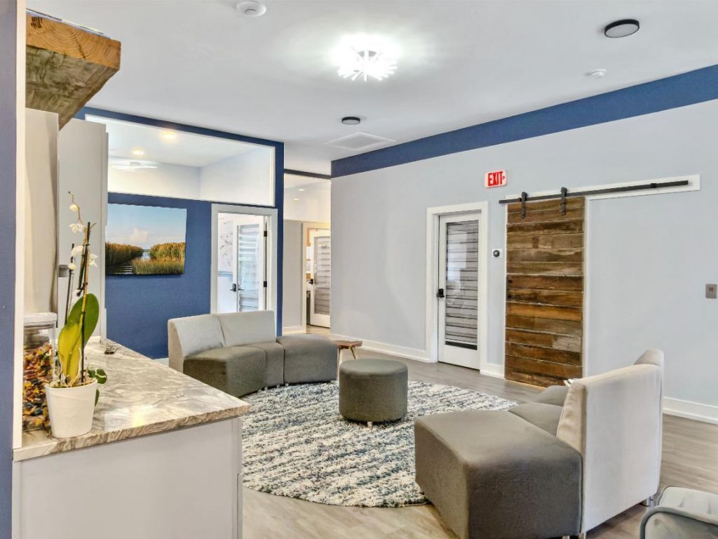 668 Marina Drive Photo 6