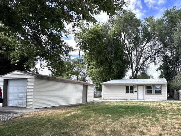1015 Lovejoy Street, IDAHO FALLS, ID 83401