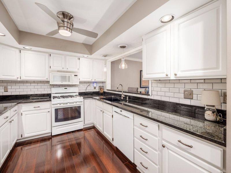 4969 Blendon Pond Drive , Westerville, OH 43081 Photo 10