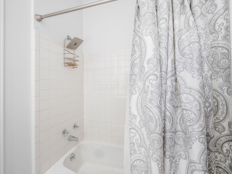 4969 Blendon Pond Drive , Westerville, OH 43081 Photo 35