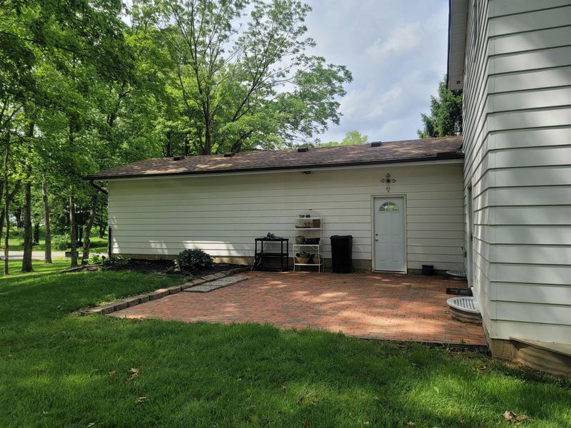 599 Carryback Drive SW, Pataskala, OH 43062 Photo 9