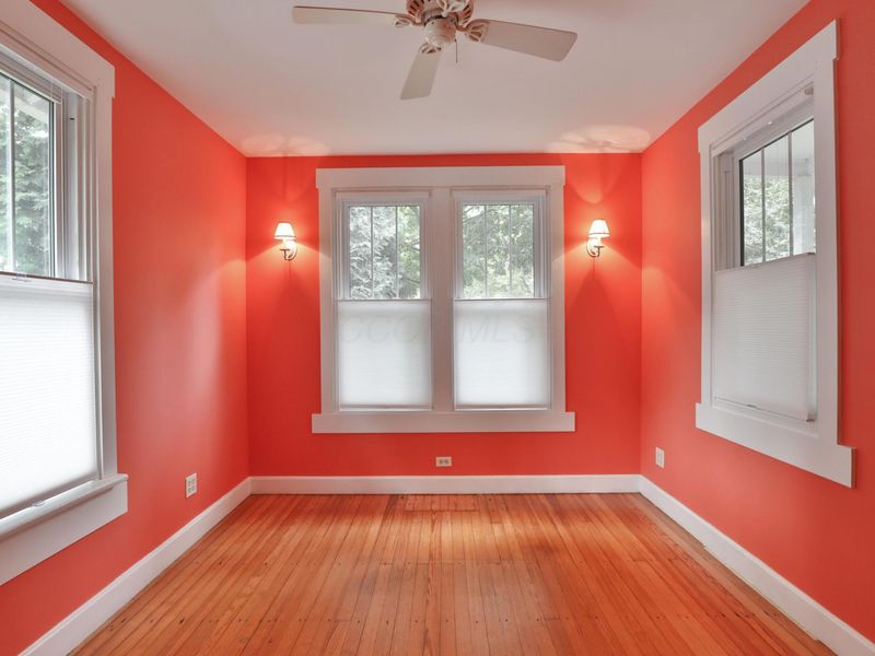 588 Midgard Road , Columbus, OH 43202 Photo 15