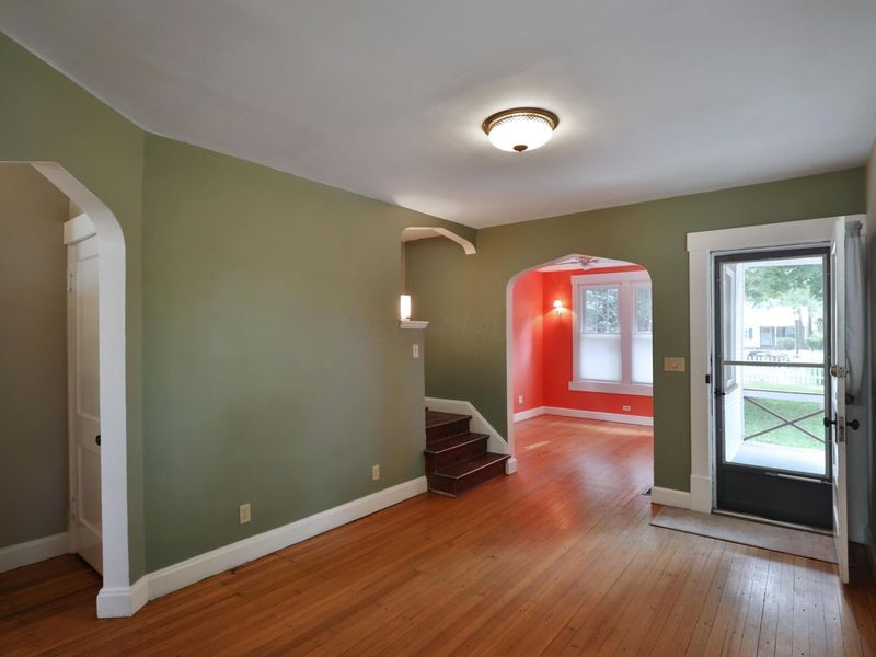 588 Midgard Road , Columbus, OH 43202 Photo 25