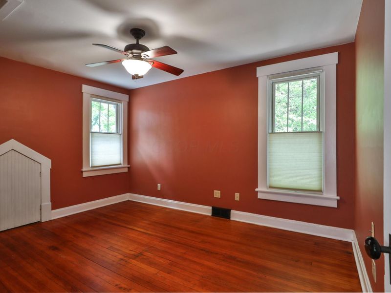588 Midgard Road , Columbus, OH 43202 Photo 31