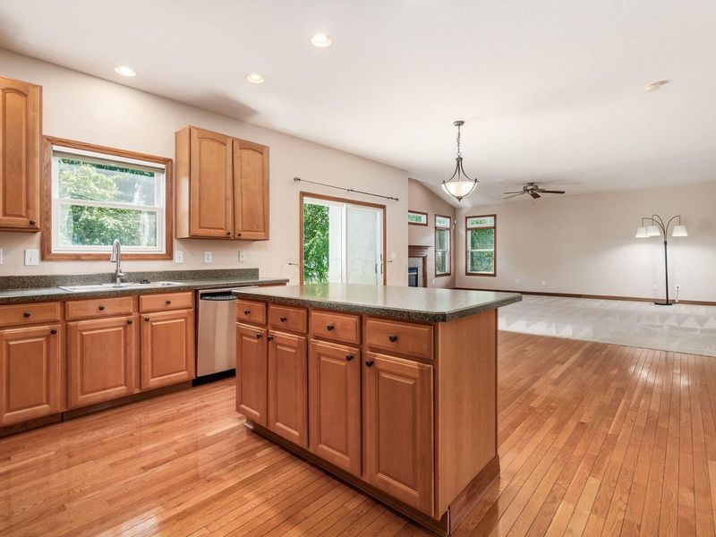 6799 Greenspire Drive, Lewis Center, OH 43035 Photo 13