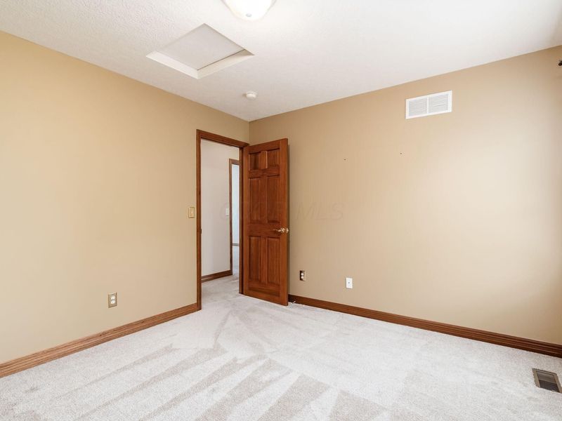 6799 Greenspire Drive, Lewis Center, OH 43035 Photo 30