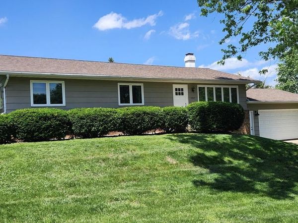 1707 Miller ROAD, Lake Geneva, WI 53147