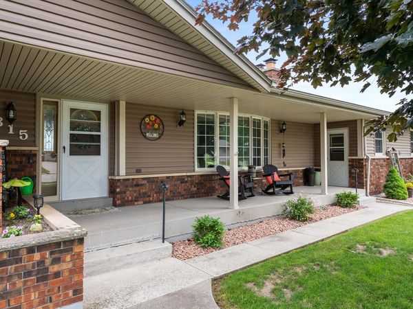 315 S Lincoln DRIVE, Howards Grove, WI 53083
