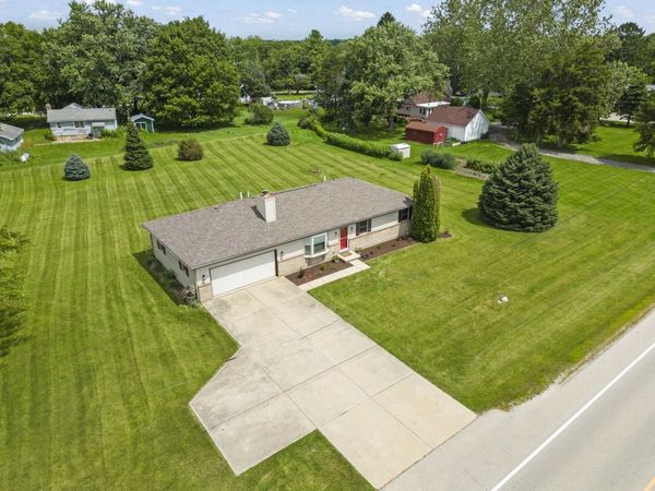 12475 Fox Road , Yorkville, IL 60560