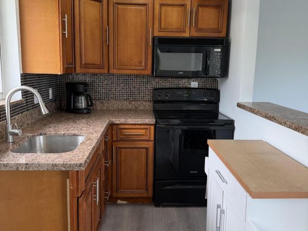 510 SW 15th Street, Unit 204, Pompano Beach, FL 33060