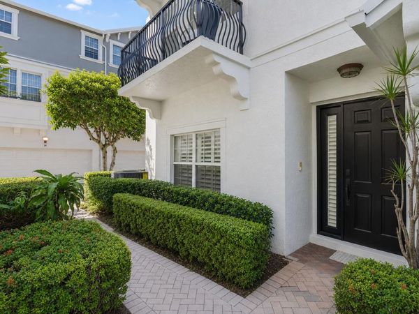 295 NE 5th Avenue, Unit 32, Delray Beach, FL 33483