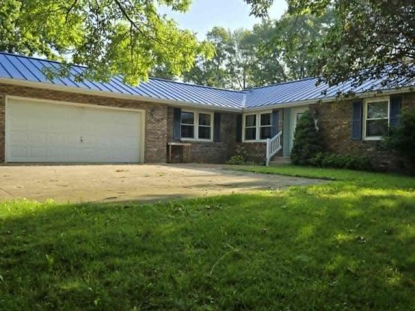 3394 N Old Farm Road, Warsaw, IN 46582