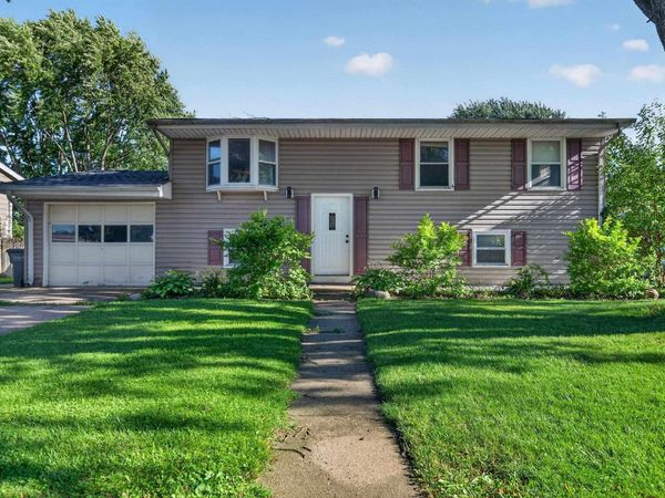 2336 Pebble Beach Drive, Kokomo, IN 46902