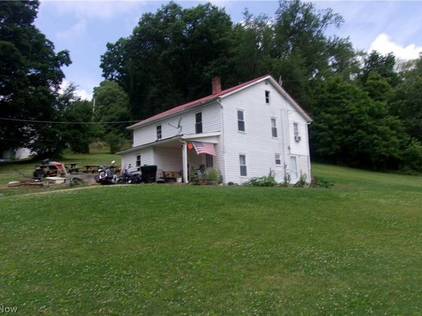107 Jefferson Street , Amsterdam, OH 43903