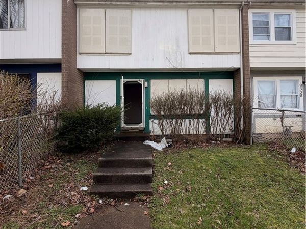 9350 Mount Auburn Avenue , Cleveland, OH 44104