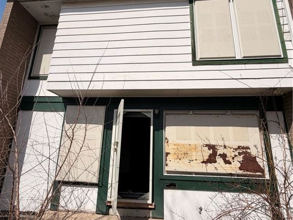 9321 Manor Avenue , Cleveland, OH 44104