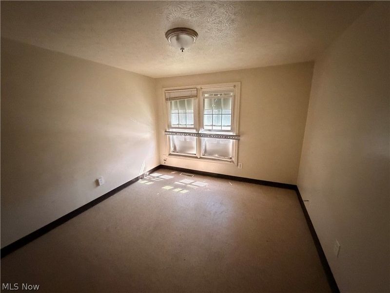 9321 Manor Avenue, Cleveland, OH 44104 Photo 20
