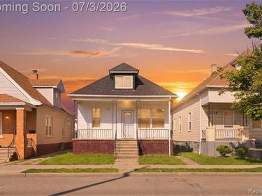 12122 Sobieski Street, Hamtramck, MI 48212