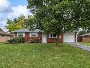 6650 Pine Ridge Avenue, Enon Vlg, OH 45323