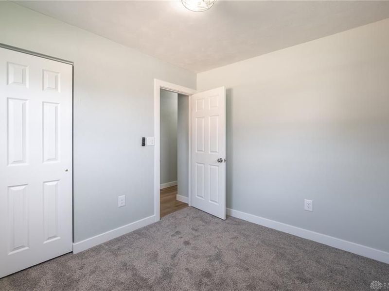 6650 Pine Ridge Avenue, Enon Vlg, OH 45323 Photo 14