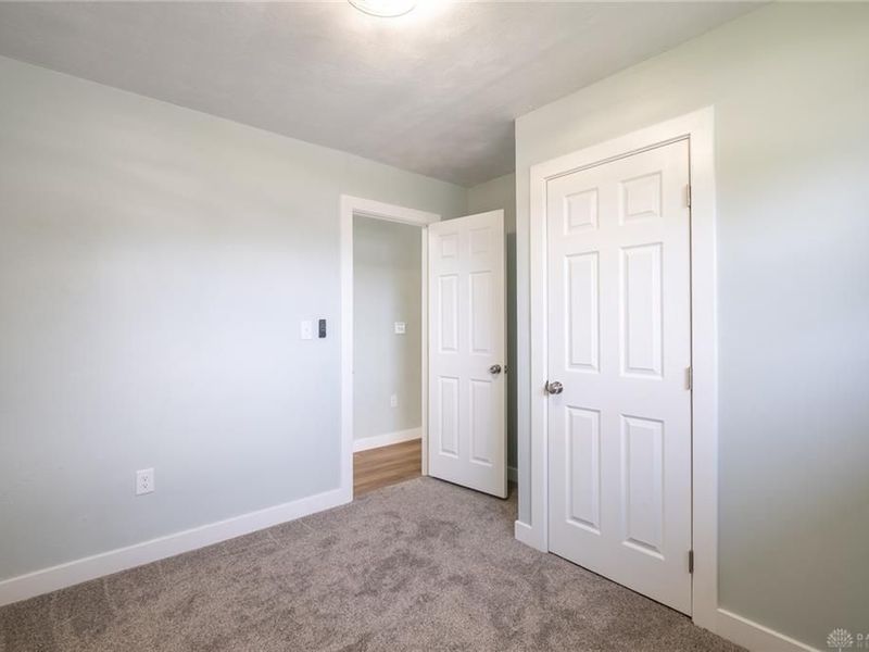 6650 Pine Ridge Avenue, Enon Vlg, OH 45323 Photo 16